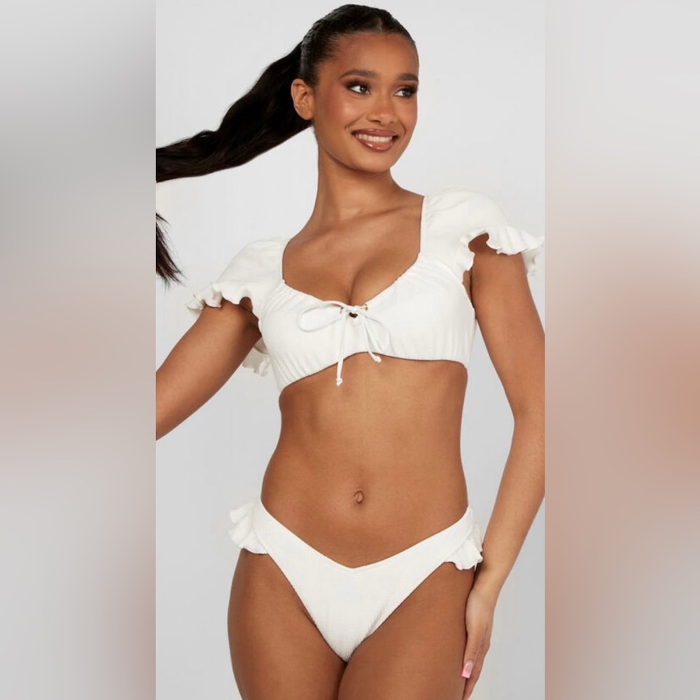 Ruffle sleeve bikini top